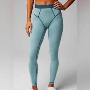 Fabletics Arctic Wave Waffle Waffle Legging- NWT